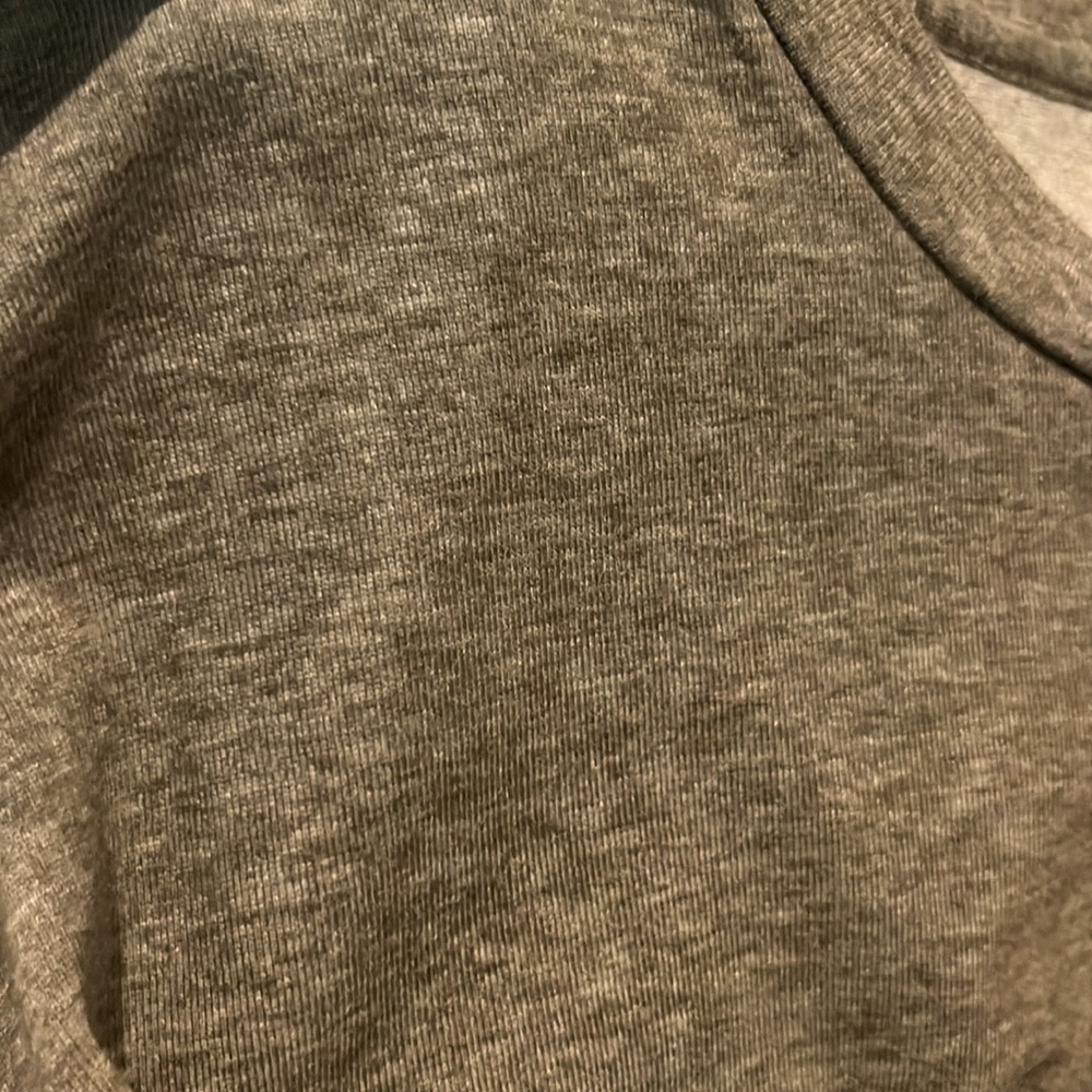 Like New Columbia Long Sleeve T-shirt Large- Great Christmas Gift! - Picture 5 of 5